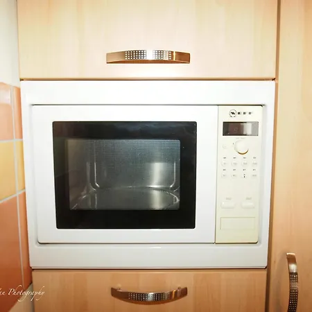 Birkenhof Pliesskowitz 아파트 *